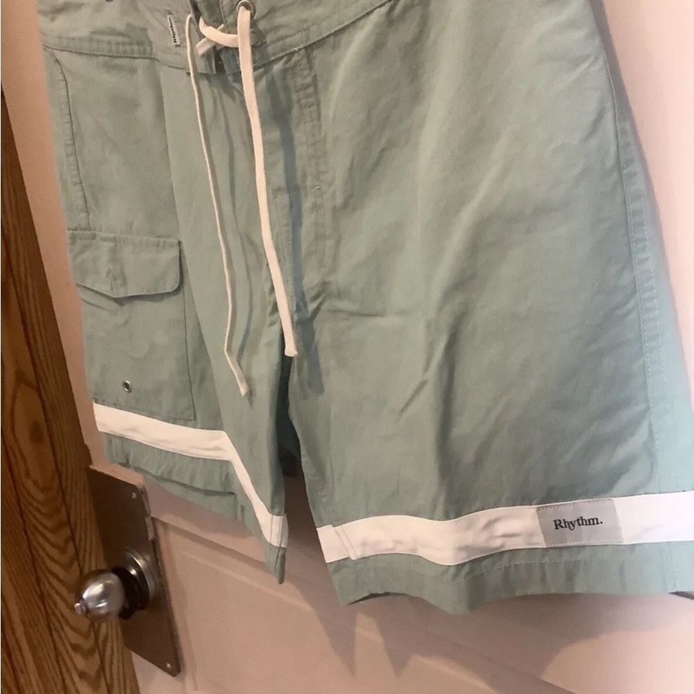Men’s Surfer Board Shorts-Rhythm-Size 32-Surf City CA